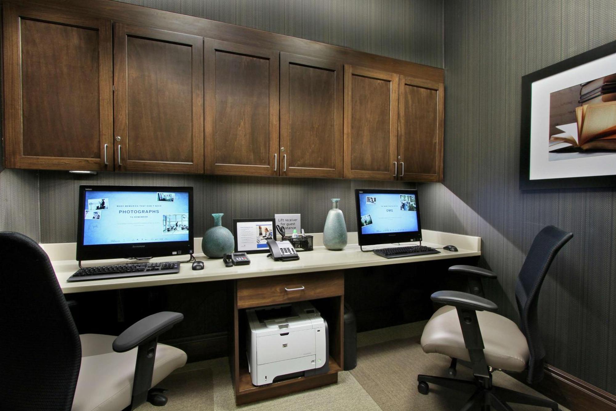 Hampton Inn & Suites Columbus/University Area Экстерьер фото